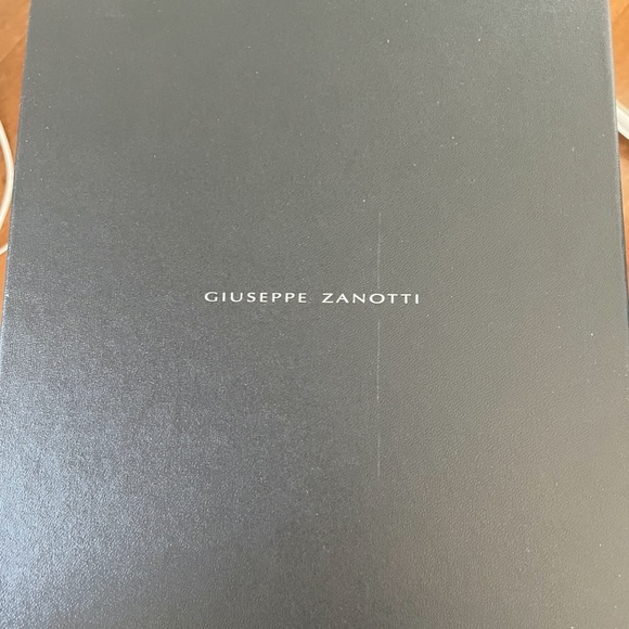 AUTHENTIC GIUSEPPE ZANOTTIE SNEAKER - WHITE BIREL - WHITE & GOLD - US 7 - Picture 4 of 7